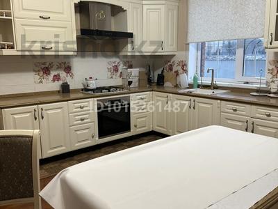 Жеке үй · 7 бөлме · 170 м² · 10 жүзд., Актолагай 14 — Район школы 55, бағасы: 55 млн ₸ в Актобе, жилой массив Заречный-4