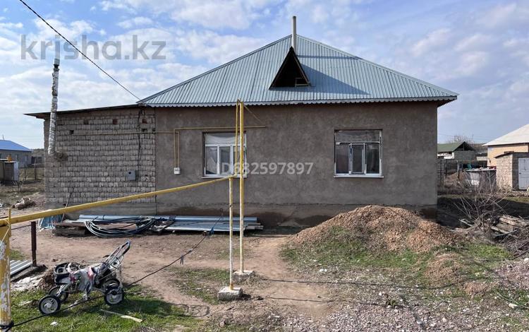 Отдельный дом • 7 комнат • 115.32 м² • 20 сот., Ынтымак 43С — - за 14 млн 〒 в Казыгурте — фото 3