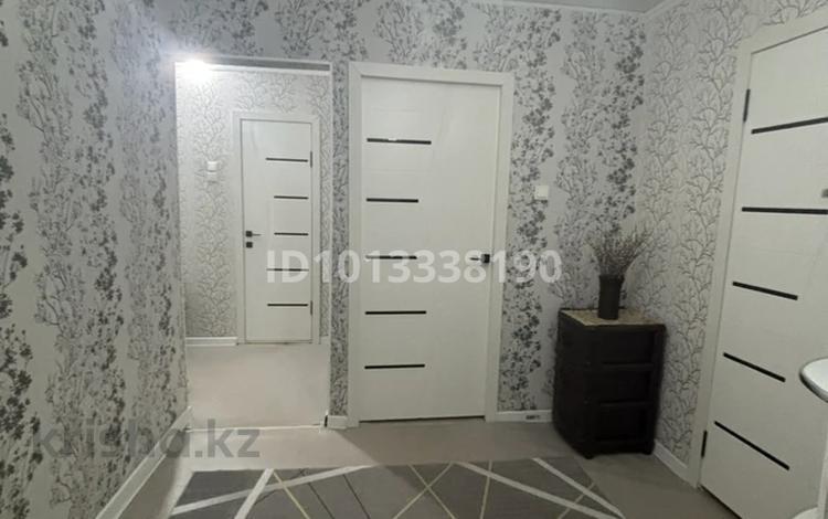 2-комнатная квартира · 55 м² · 1/5 этаж, авиагородок 20 за 16 млн ₸ в Актобе, мкр Авиагородок — фото 2