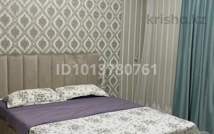 1-комнатная квартира · 35 м² · 6/12 этаж, мкр Акбулак, 1-я улица за 15 000 ₸ в Алматы, Алатауский р-н — фото 2