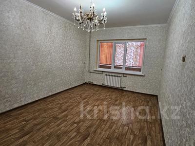 3-комнатная квартира, 66 м², 2/5 этаж, 9 мкр 16 дом за 22 млн 〒 в Таразе