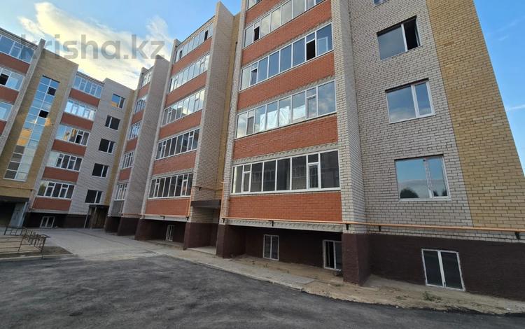 2-комнатная квартира · 71 м² · 1/5 этаж, Старый город, асау барака 60б за 15.6 млн ₸ в Актобе — фото 2