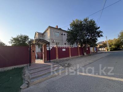 Жеке үй · 12 бөлме · 650 м² · 10 жүзд., Каспий ш/а. 49 — Студенческая , Сатпаева, Крупская, бағасы: 155 млн ₸ в Атырау, мкр Каспий