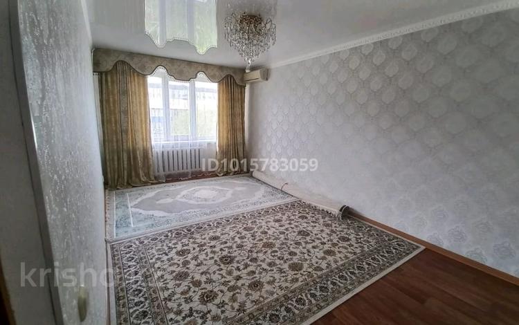 2-комнатная квартира · 55 м² · 5/5 этаж, мкр 4 за 18.2 млн ₸ в Уральске — фото 2