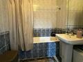 3-комнатная квартира · 76 м² · 1/5 этаж, мкр Самал-1 13 за 27 000 ₸ в Алматы, Медеуский р-н — фото 5