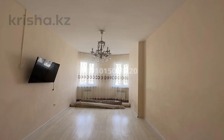 3-бөлмелі пәтер · 90 м² · 3/12 қабат, 33-ш/а. 7, бағасы: 22 млн ₸ в Актау, 33-й мкр — фото 2