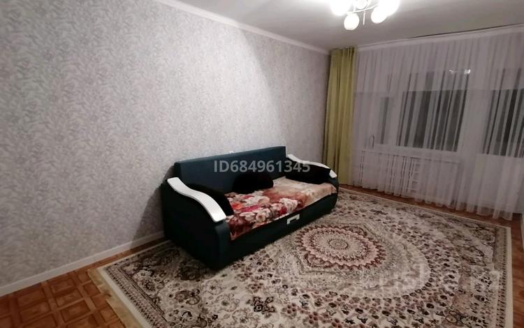 2-комнатная квартира, 54 м², 1/9 этаж, 13-й мкр 13б за ~ 15.9 млн 〒 в Актау, 13-й мкр — фото 2