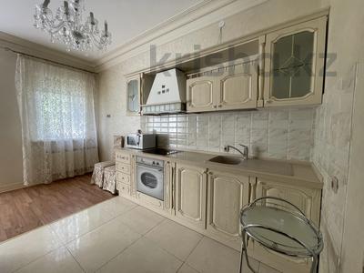 3-комнатная квартира, 111 м², 3/3 этаж, Жалайыри 7 за 64 млн 〒 в Астане, Алматы р-н