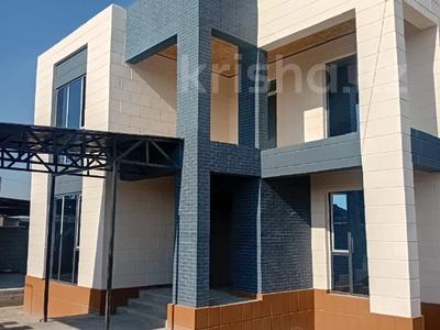 Отдельный дом · 5 комнат · 235 м² · 5.5 сот., Нуркена Абдирова 40 за 40 млн 〒 в Аскара Токпанова (Казцик)