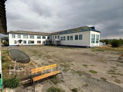 Офисы, бани, гостиницы и зоны отдыха, медцентры и аптеки, образование · 4670 м² за 499 млн 〒 в Талдыкоргане