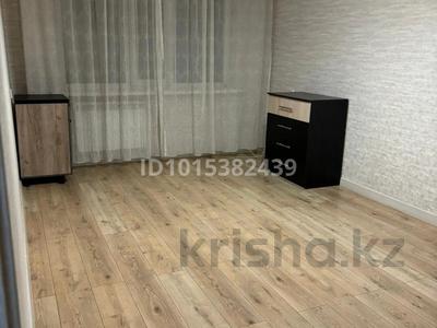 1-комнатная квартира · 30 м² · 1/5 этаж, мкр Юго-Восток, 27й микрорайон — Район Додо пиццы 16 школа за 160 000 ₸ в Караганде, Казыбек би р-н