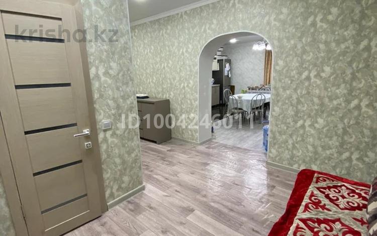 Отдельный дом · 4 комнаты · 117 м² · 6 сот., Сары тока 12 за 28 млн 〒 в Жезказгане — фото 2