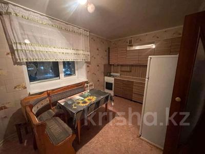 1-комнатная квартира, 50 м², 5/5 этаж, кизатова за 16 млн 〒 в Петропавловске