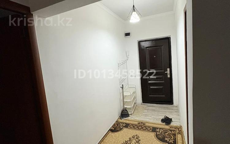 2-комнатная квартира · 58 м² · 5/5 этаж, мкр Акбулак, Мкр карасу 21 за 120 000 ₸ в Таразе — фото 2