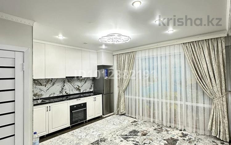 2-бөлмелі пәтер · 48 м², мкр Аксай, Б. Момышулы 25, бағасы: 26 млн ₸ в Алматы, Ауэзовский р-н — фото 2