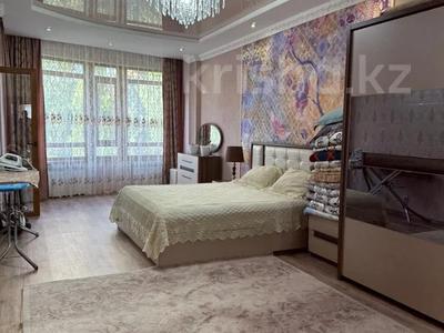 2-комнатная квартира, 100 м², 2/4 этаж, Санкибай Батыра за 32.5 млн 〒 в Актобе