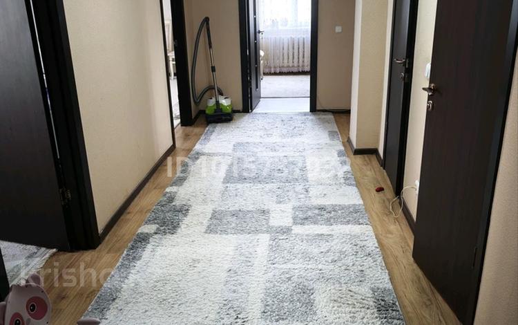 3-комнатная квартира · 80.2 м² · 7/9 этаж, мкр Кунаева — Салтанат сарайы за 29.7 млн ₸ в Уральске — фото 2