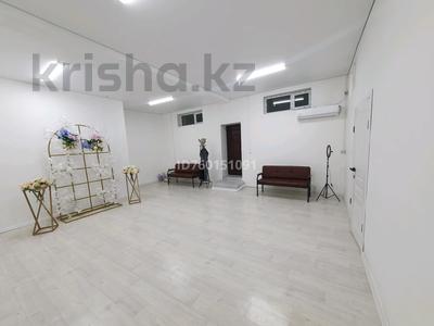 Свободное назначение, офисы, салоны красоты · 40 м² за 55 000 ₸ в Актау, 29а мкр
