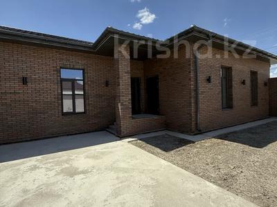 Отдельный дом · 4 комнаты · 360 м² · 10 сот., Беккожаев 90 за 155 млн ₸ в 