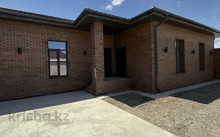 Отдельный дом · 4 комнаты · 360 м² · 10 сот., Беккожаев 90 за 155 млн ₸ в  — фото 2
