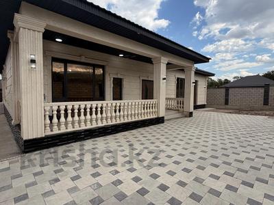 Отдельный дом · 6 комнат · 280 м² · 7 сот., Южная — Байгазиева за 90 млн ₸ в Каскелене