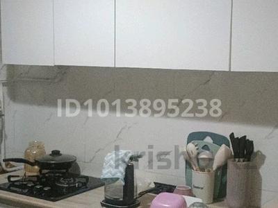 2-комнатная квартира · 45 м² · 1/4 этаж, Молдагулова 55 — Корзинка, цон, школа Карл Маркс за 4 млн ₸ в Каратау