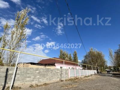 Отдельный дом · 5 комнат · 250 м² · 100 сот., Жибек жолы 58 — Пересечение улиц Жибек Жолы и Тастак за 60 млн ₸ в 