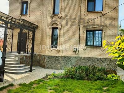 Дом · 6 комнат · 250 м², Сьянова 103 — Набережка за 120 000 〒 в Костанае