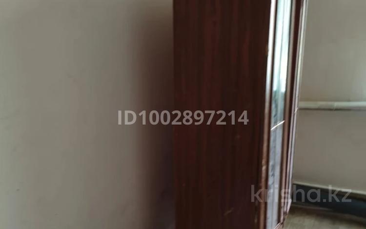 1-бөлмелі пәтер · 50 м² · 1 қабат, Самарская 89 — Жубана мулдагалиева, бағасы: 70 000 ₸ в Уральске — фото 2