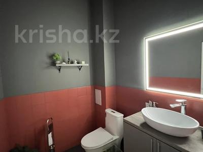 Свободное назначение, офисы, магазины и бутики, склады, салоны красоты, образование · 93.3 м² за 89 млн 〒 в Алматы, Алмалинский р-н