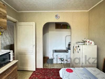 3-бөлмелі пәтер, 65 м², 2/2 қабат, Рыскулова, бағасы: 15 млн 〒 в Семее