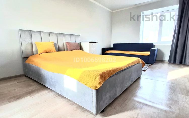 1-комнатная квартира · 35 м² · 2 этаж, Ауэзова за 12 000 ₸ в Щучинске — фото 2