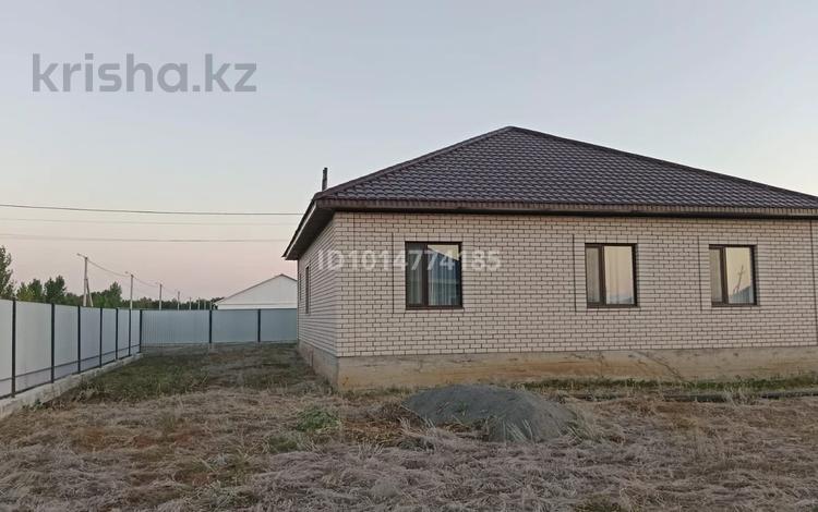 Жеке үй · 3 бөлме · 140 м² · 10 жүзд., Ақсемсер 3, бағасы: 23 млн ₸ в Актобе, Жилой массив Беккул Баба — фото 2