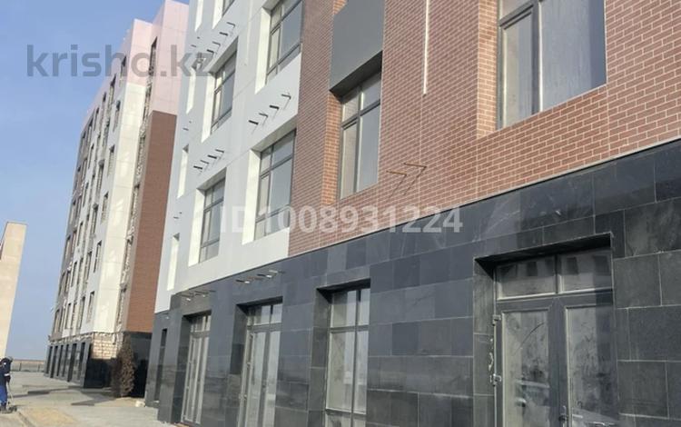 Еркін · 50 м², бағасы: 300 000 ₸ в Актау, 41-й мкр — фото 2