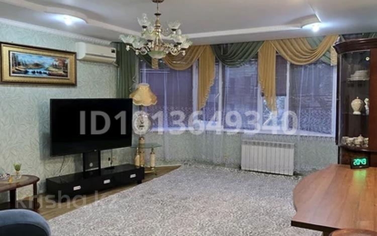 2-комнатная квартира · 120 м² · 2/9 этаж, 11-й мкр 58 за 250 000 ₸ в Актау — фото 2