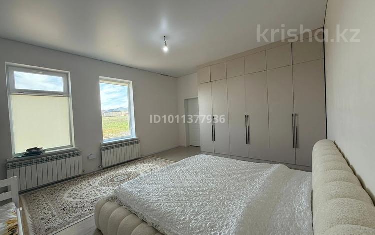 Отдельный дом · 2 комнаты · 90 м² · 8 сот., Таншолпан 108 за 18 млн ₸ в Актобе, жилой массив Жанатурмыс — фото 2