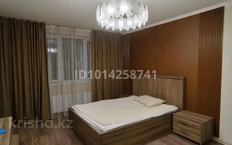2-комнатная квартира · 62 м² · 10/19 этаж, Брусиловского 167 блок 2 за 350 000 ₸ в Алматы, Алмалинский р-н — фото 2