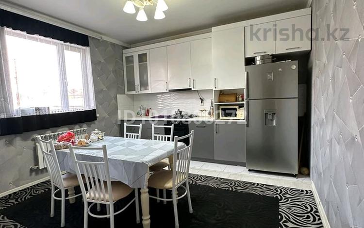 Отдельный дом · 6 комнат · 130 м² · 8 сот., Чукибасова 4 за 50 млн 〒 в Туздыбастау (Калинино) — фото 2