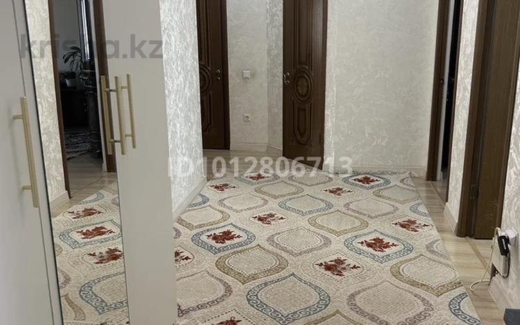2-комнатная квартира · 85 м² · 9/9 этаж, Жарбосынова 71 за 31 млн ₸ в Атырау — фото 3