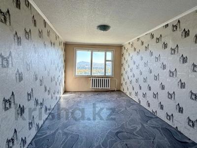 2-комнатная квартира · 52 м² · 5/5 этаж, Жастар 15 за 16.8 млн 〒 в Усть-Каменогорске