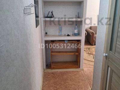 2-комнатная квартира · 42 м² · 1/4 этаж, Абая 28 — Угол ул.Абая-Байсеитова. Около ДК Металлургов. за 12 000 〒 в Балхаше