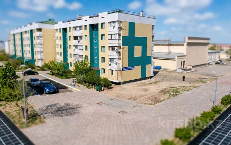 Кеңселер, дүкендер мен бутиктер, сұлулық салондары, медорталықтар мен дәріханалар, білім орталықтары, ойын-сауық · 67 м², бағасы: 23 млн ₸ в Сатпаев — фото 17