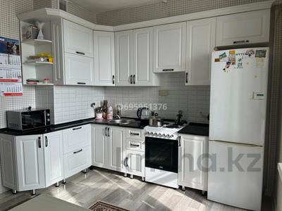 3-комнатная квартира · 75.4 м² · 6/9 этаж, Бауыржан Момышулы 14 за 32 млн ₸ в Усть-Каменогорске, Ульбинский