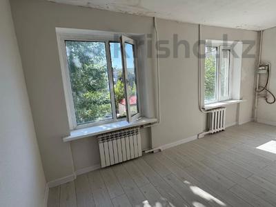 3-комнатная квартира · 64 м² · 4/5 этаж, Таха хусейна 2/2 за 21 млн 〒 в Астане, р-н Байконур