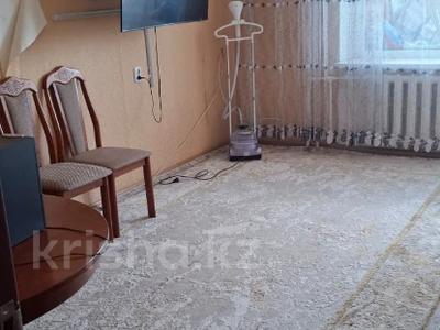 3-комнатная квартира · 65 м² · 9/9 этаж, Майкудук 40 за 120 000 ₸ в Караганде, Алихана Бокейханова р-н