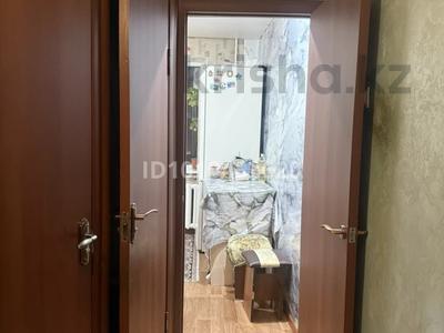 3-комнатная квартира · 60 м² · 4/5 этаж, мкр Аксай-3 12 за 45 млн 〒 в Алматы, Ауэзовский р-н