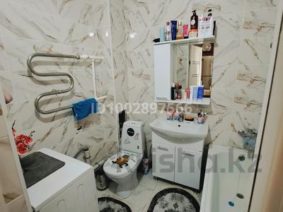 Продажа квартир в Актюбинской обл.: 1-комнатная квартира · 42 м² · 1/5 этаж, Бокенбай Батыра 133Н — Юни сити за 15.5 млн 〒 1-комнатная квартира · 42 м² · 1/5 этаж, Бокенбай Батыра 133Н — Юни сити за 15.5 млн 〒 в Актобе, мкр Авиагородок