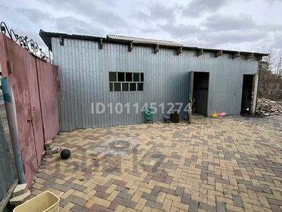 Жеке үй · 3 бөлме · 120 м² · 6 сот., мкр Пригородный, Cheremýshkı-2 kóshesi, 80, бағасы: 20 млн ₸ в Астане, Есильский р-н