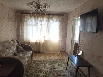 3-комнатная квартира, 47.9 м², 2/5 этаж, Майкудук за 9.5 млн 〒 в Караганде, Алихана Бокейханова р-н