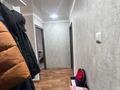 2-комнатная квартира · 48 м² · 3/5 этаж, Майкудук, 15й микрорайон 24 — Если квартира в ипотеке, лучше сразу указать это в объявлении, чтобы покупатели знали условия. Продам 2-комнатную квартиру Продаётся уютная 2-комнатная квартира. Светлая, тёплая, с удобной планировкой. Подходит для комфортного проживания семьи. Квартира находится в ипотеке. Продажа возможна с погашением ипотеки / через банк — все детали обсуждаются индивидуально. Хорошее расположение Рядом магазины, школа, детский сад, остановки Тёплая квартира Удобная планировка Цена: [указать цену] По всем вопросам пишите/звоните. за 12.1 млн ₸ в Караганде, Алихана Бокейханова р-н — фото 5